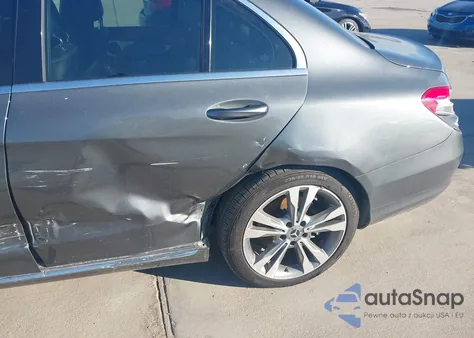 2018 Mercedes-Benz C 300 из США, поврежденный, VIN 55SWF4JB9JU241086